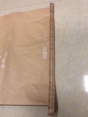 Zusammengesetzt genähte Papiertaschen mit offenem Mund
